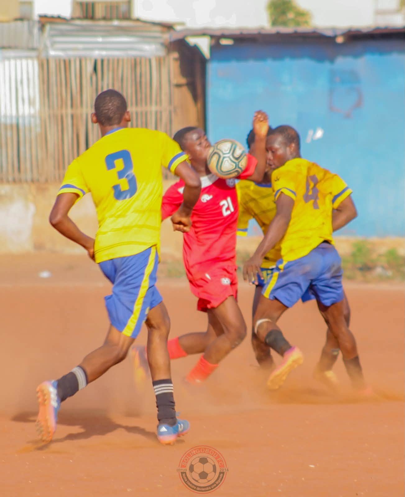 Duel dans la poussière face à Royal Star FC